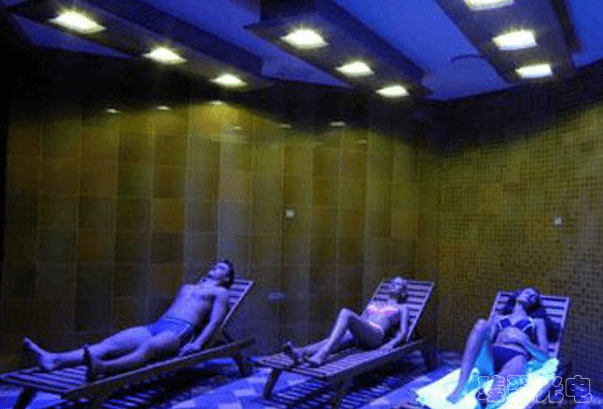 光纖照明帶來(lái)新的日光浴